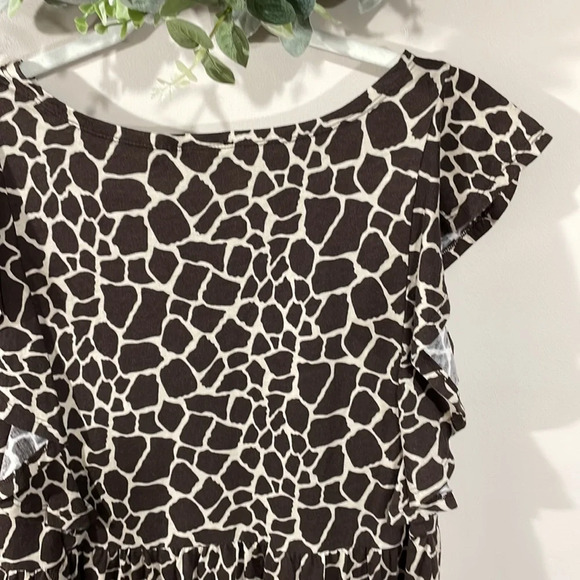 NWT Ann Taylor Factory Giraffe Animal Print Ruffled Cap Sleeve Peplum Top M - Picture 8 of 14